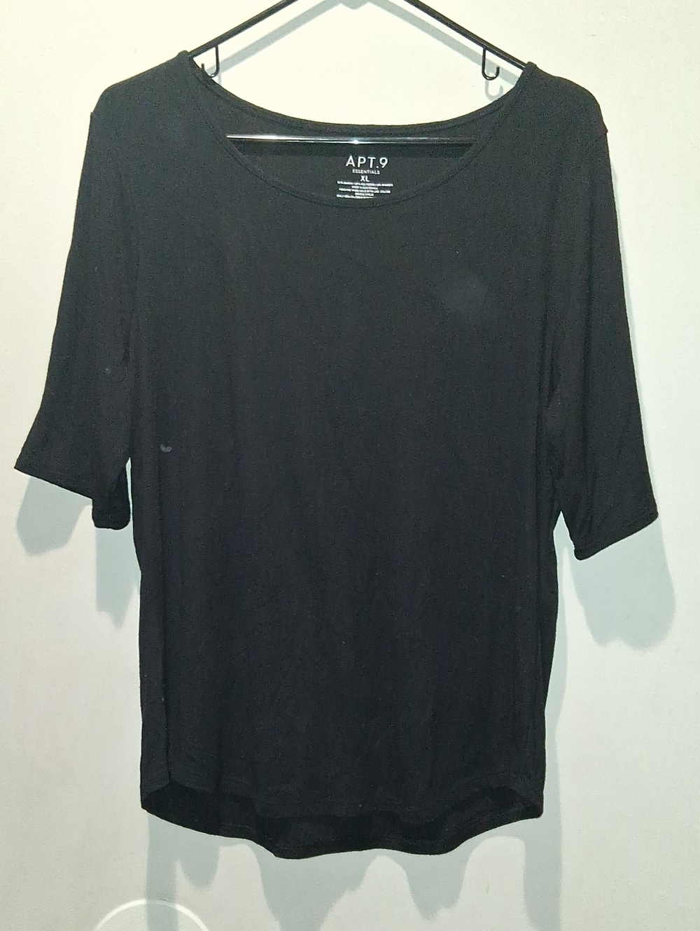 Apt. 9 Women's Black Scoop Neck Short Sleeve Top